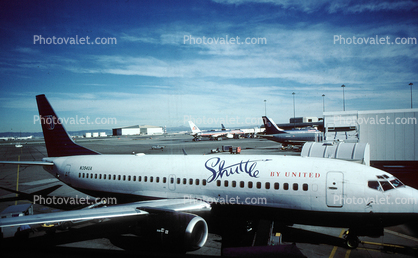 N394UA, Shuttle by United, Boeing 737-322, 737-300 series, CFM56-3C1,  (SFO), CFM56