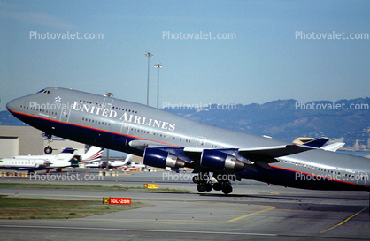 N180UA, United Airlines UAL, Boeing 747-422, (SFO), PW4056, PW4000, 747-400 series