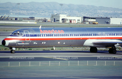 N458AA, American Airlines AAL, McDonnell Douglas MD-82, (SFO), JT8D-217C, JT8D