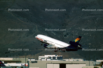 N572SC, Douglas DC-10-10, San Francisco International Airport (SFO), CF6-6K, CF6