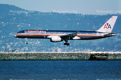 American Airlines AAL, Boeing 757, San Francisco International Airport (SFO)