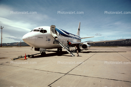 LV-LEB, Aerolineas Argentinas, Boeing 737-287, San Carlos De Bariloche International Airport, Ciudad de Esquel, 737-200 series