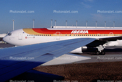 EC-GSU, Iberia Airlines, O'Hare International Airport, Chicago