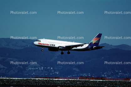 G-YJBM, San Francisco International Airport (SFO), Airbus 320-231, V2500-A1, V2500