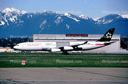 C-FYLD, Airbus A340-313X, Air Canada ACA, CFM56-5C4, CFM56, Clara Campoamor, Hangar