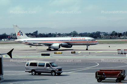 American Airlines AAL, Boeing 757