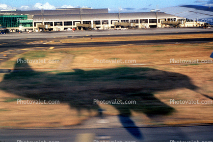 Landing Shadow, Boeing 737, Santa Ana International Airport, (SNA), Orange County, California, USA