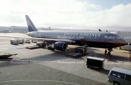 N612UA, Boeing 767-222, United Airlines UAL, (SFO)