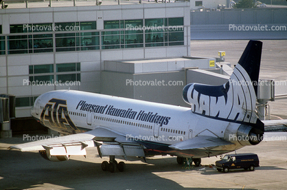 N185AT, Pleasant Hawaiian Holidays, Lockheed L-1011, San Francisco International Airport (SFO), American Trans Air