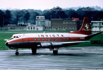 G-AOCB, INVICTA International Airlines, Vickers Viscount 755D