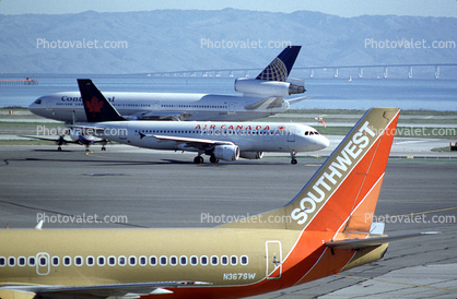 Boeing 737, Southwest Airlines SWA, San Francisco International Airport (SFO), Air Canada ACA