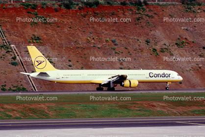 D-ABOC, Condor Airlines, Boeing 757-330, Funchal Madeira, RB211