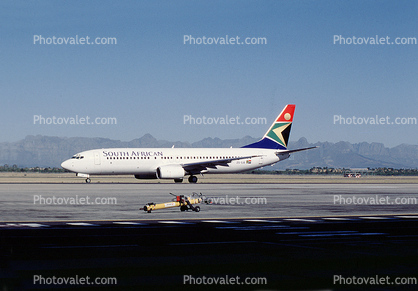 ZS-SJD, Boeing 737-85F, South African Airways SAA, CFM56, Cape Town, Africa