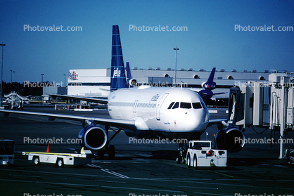 N536JB, JetBlue Airways, Airbus A320-232, Canyon Blue, V2527-A5, V2500