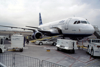 N526JB, Cool Blue, Airbus A320-232, V2527-A5, V2500
