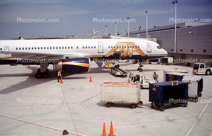 N528AT, Boeing 757-23N, American Trans Air ATA, RB211-535 E4, RB211, 757-200 series