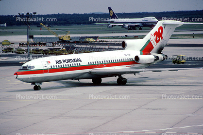 CS-TBK, Air Portugal TAP, Boeing 727-082, JT8D