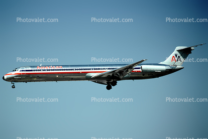 N400AA, American Airlines AAL, McDonnell Douglas MD-82, JT8D