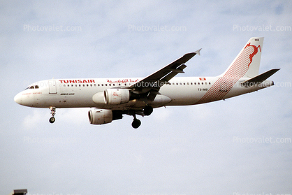 TS-IMB, Airbus A320-211, Farhat Hached, CFM56, CFM56-5A1