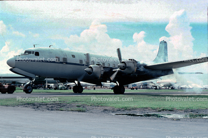 Douglas DC-6, Starting Engine, 1950s