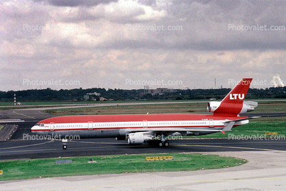 D-AERB, McDonnell Douglas MD-11, LTU, PW4460, PW4000