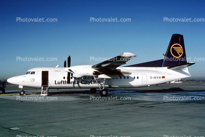 D-AFKW, Lufthansa City Line, Fokker F-27-050, F50, Airstair, PW125B