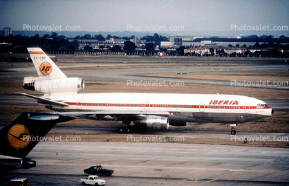 EC-CBP, Douglas DC-10-30, Iberia Airlines
