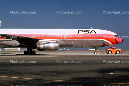 N10114, Lockheed L-1011-385-1, PSA, RB211