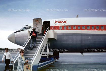 Boarding Passenger, Trans World Airlines TWA, Boeing 707, Stairs, Steps