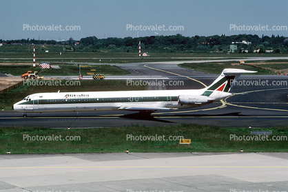 I-DAWG, McDonnell Douglas MD-82, Alitalia Airlines, JT8D-217C, JT8D, L Aquila