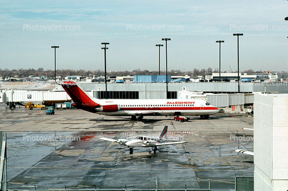 N960VJ, Douglas DC-9-31, Allegheny Airlines, Terminal, Airport, Jetway, Building, Airbridge, JT8D-7B s3, JT8D