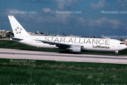 D-ABUW, Star Alliance, Boeing 767-3Z9ER, Lufthansa, 767-300 series