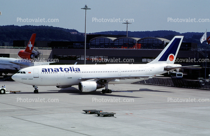TC-ONV, anatolia Airlines, Airbus A300B4-2C, Ugras -  Ugur, CF6