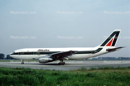 I-BUSP, Airbus A300B4-103, Alitalia Airlines, Masaccio, CF6, CF6-50C2