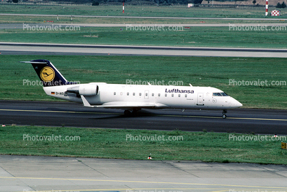D-ACJE, Bombardier-Canadair Regional Jet CRJ-100LR, Lufthansa Cityline, CF34-3A1, CF34