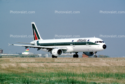 EI-IXC, Alitalia, Airbus A321-112, A321 series, CFM56-5B2/P, CFM56