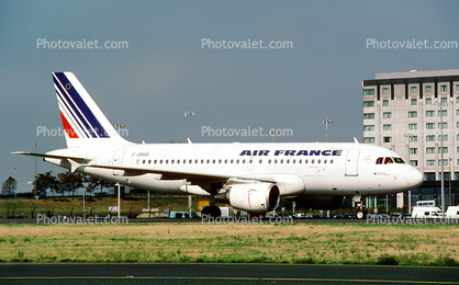 F-GRHO, Air France AFR, Airbus 319-111, A319 series, CFM56-5B5/3, CFM56