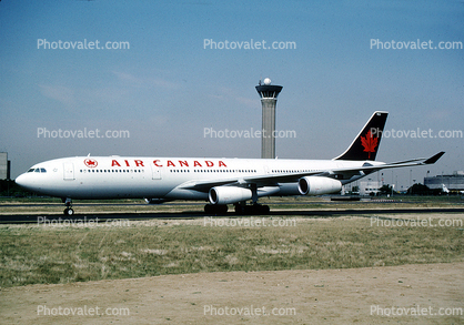 Airbus A340, Air Canada ACA, Charles De Gaulle Airport, CDG