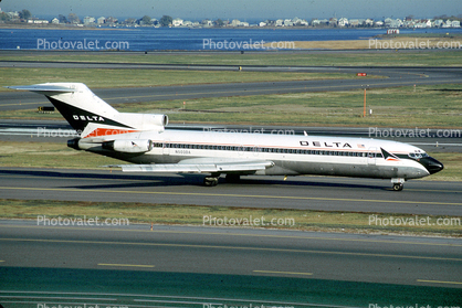 N503DA, Boeing 727-232, Delta Air Lines, JT8D-9, JT8D, 727-200 series