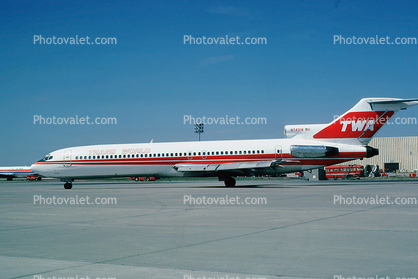 N74318, Trans World Airlines TWA, Boeing 727-231, JT8D-5, JT8D, 727-200 series