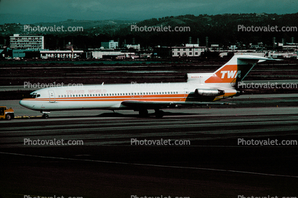 N12308, Trans World Airlines TWA, Boeing 727-212, 727-200 series, JT8D, May 1978, 1970s