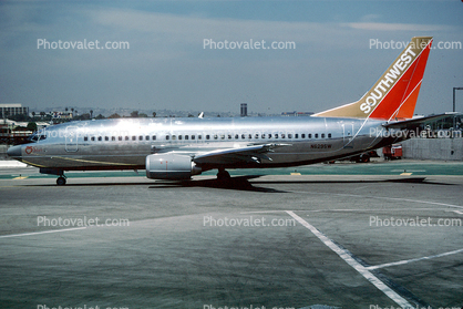N629SW, Boeing 737-3H4, Silver One, Southwest Airlines SWA, 737-300 series, CFM56-3B1, CFM56