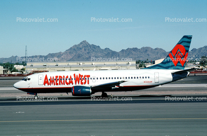 N328AW, Boeing 737-3B7, 737-300 series, America West Airlines AWE, CFM56-3B2, CFM56