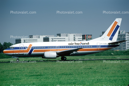 Air Holland HLN, PH-OZB, Boeing 737-3Y0, 737-300 series, CFM56-3B1, CFM56