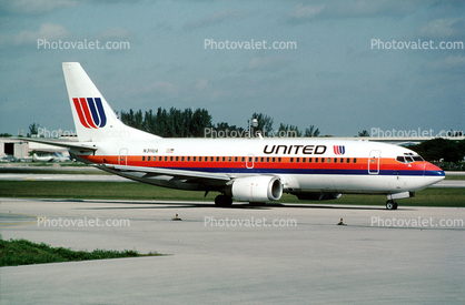 N311UA, United Airlines UAL, Boeing 737-322, 737-300 series, CFM56-3C1, CFM56