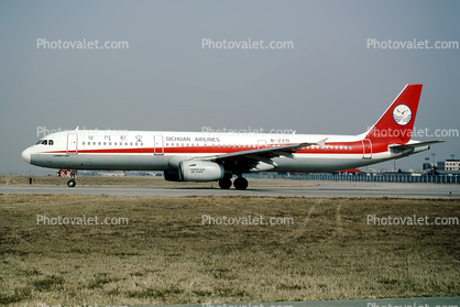B-2371, Airbus A321-231, Sichuan Airlines, V2533-A5, V2500, A321 series