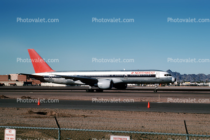 N518US, Boeing 757-251, Northwest Airlines NWA, 757-200 series, PW2037, PW2000