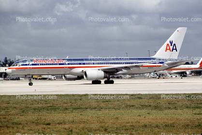 N661AA, Boeing 757-223, American Airlines AAL, RB211-535E4B, RB211