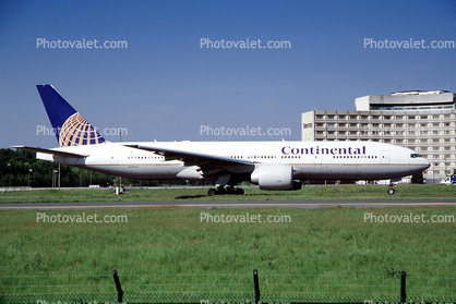 N79011, Continental Airlines COA, Boeing 777-224ER, GE90-92B, GE90