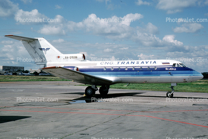 RA-21506, CNG Transavia Airlines, Yak-40